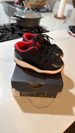 Jordan 11 Retro low size 7c