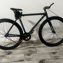 Lightweight Bike Black