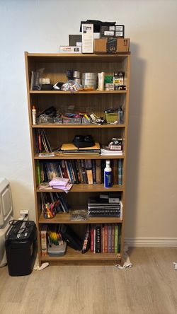 Free bookshelf