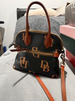 Dooney Bourke small handbag