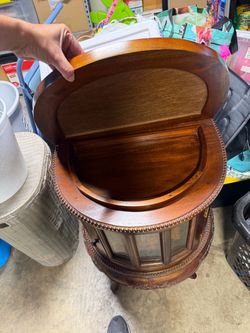 Wooden end table or night stand