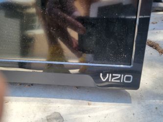 Vizio 32 inch  DEO tv led almost new