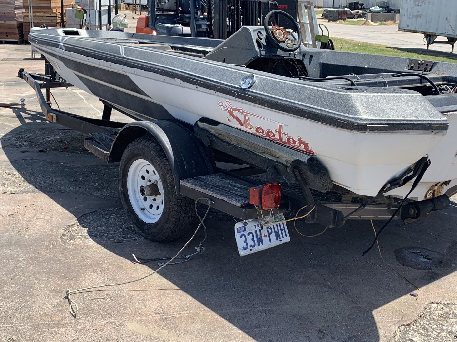 Skeeter Bass Boat and Trailer for Sale in Forney, TX OfferUp