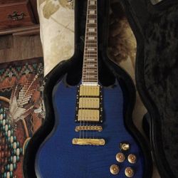 Gibson SG Copy Plays Awesome Sounds Great This Guitar Really Does Shred Selling For $300 With Case First Come First Serve