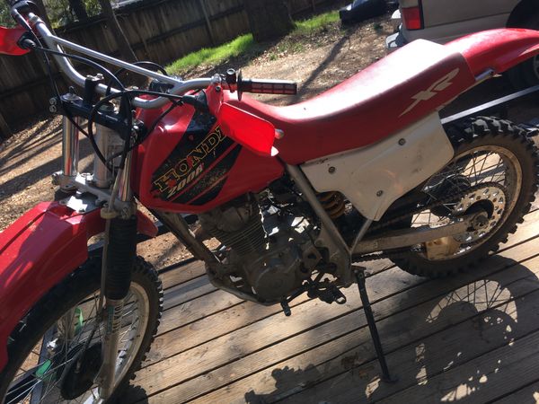 2001 xr200r
