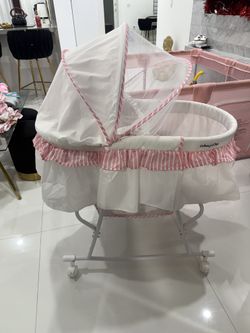 Baby bassinet- moises de Nina