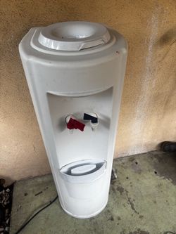 Freestanding Water Cooler Dispenser