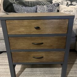 Rustic Style End Table