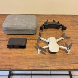 DJI Mavic Mini Kit - Drone Camera