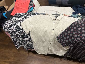 Men’s Hawaiian / Button-Up Shirts – XL & XXL – Tipsy Elves, Volcom & More