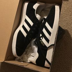 Adida Gazelle Womens Size 10