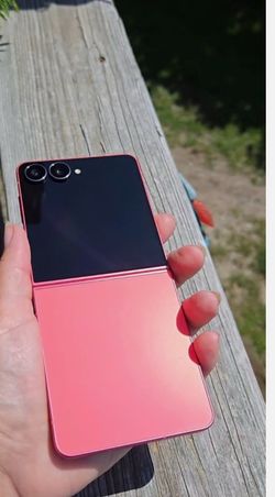 SAMSUNG Z FLIP 7 red/coral UNLOCKED