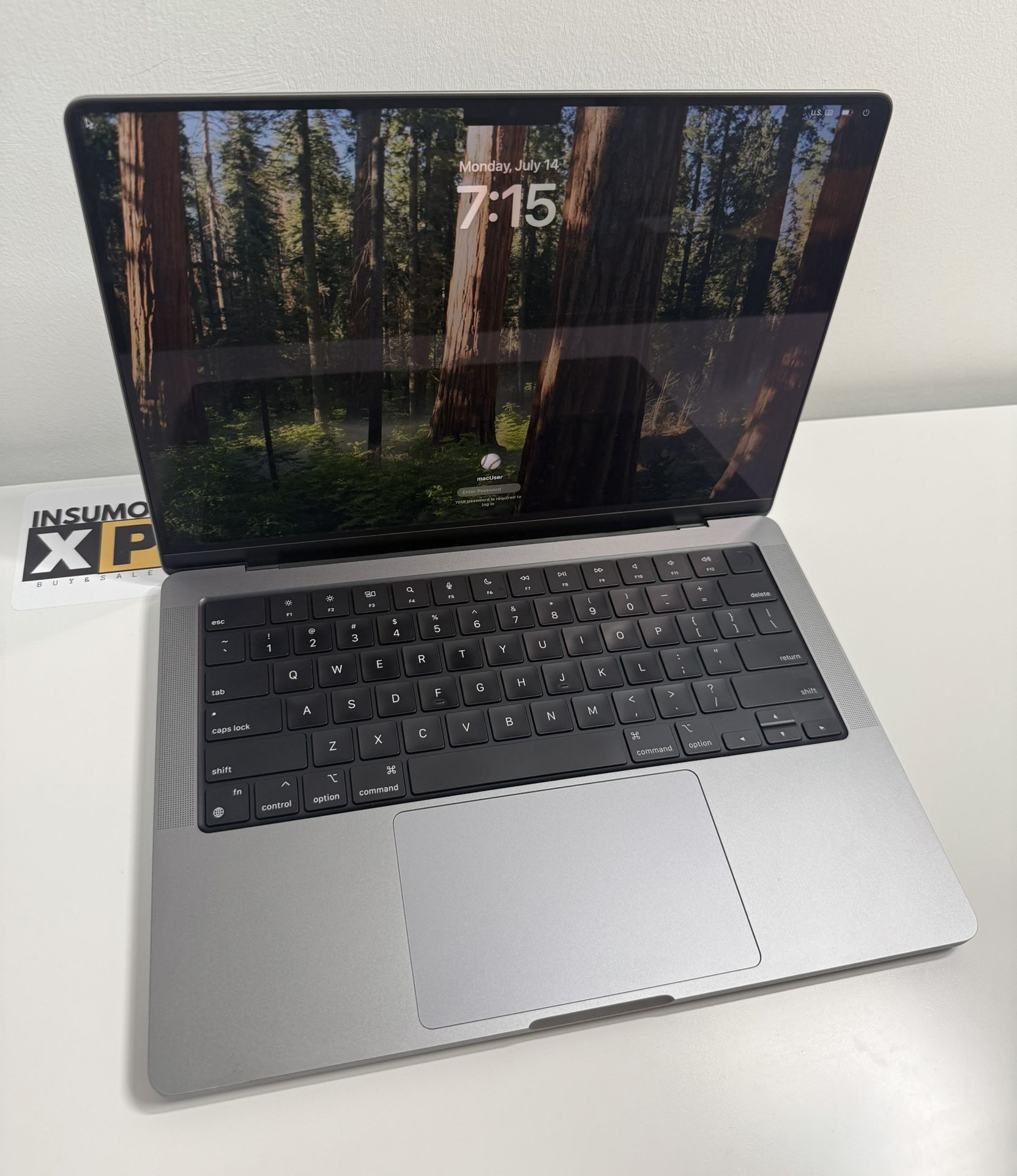 MacBook Pro 14 2021 M1 Max 64Gb 1Tb 131 Cycles