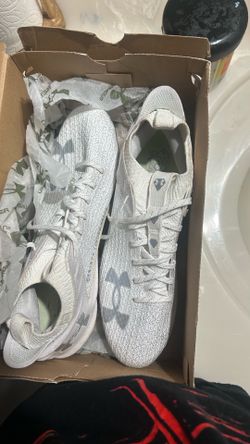 Football cleats