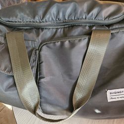 BUQINGTING DUFFEL BAG GRAY NYLON GREEN STRAP PRE-OWNED CONDITION 