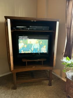 Mission Style Dark Wood TV Armoir/Entertainment Center