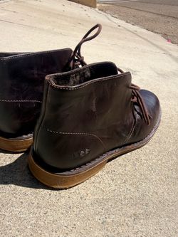 UGG Leather men’s dress shoe