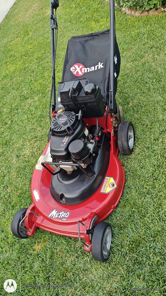 Exmark Metro 26 Commercial Lawn Mower 