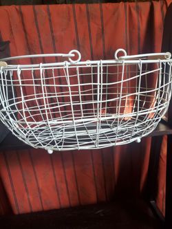 Wire Basket large farmhouse theme 13.