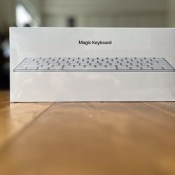 Apple Magic Keyboard - US English, Includes Lighting to USB Cable, Silver
