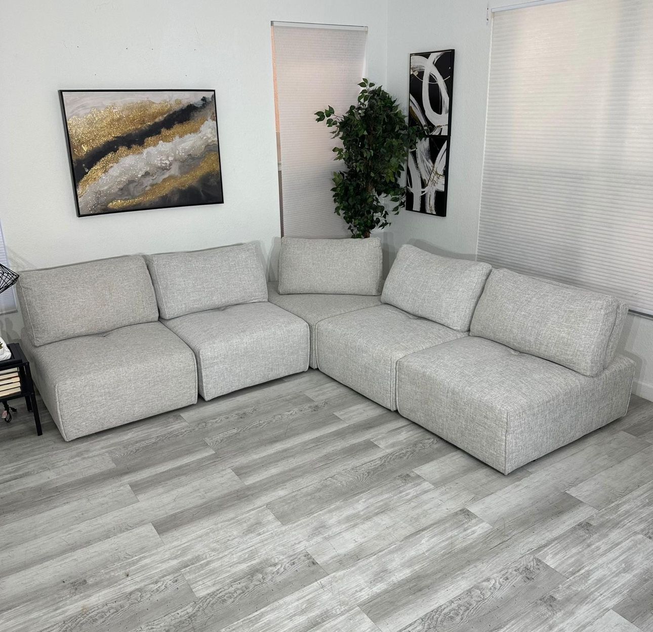 Laney Park Sectional Rooms To Go