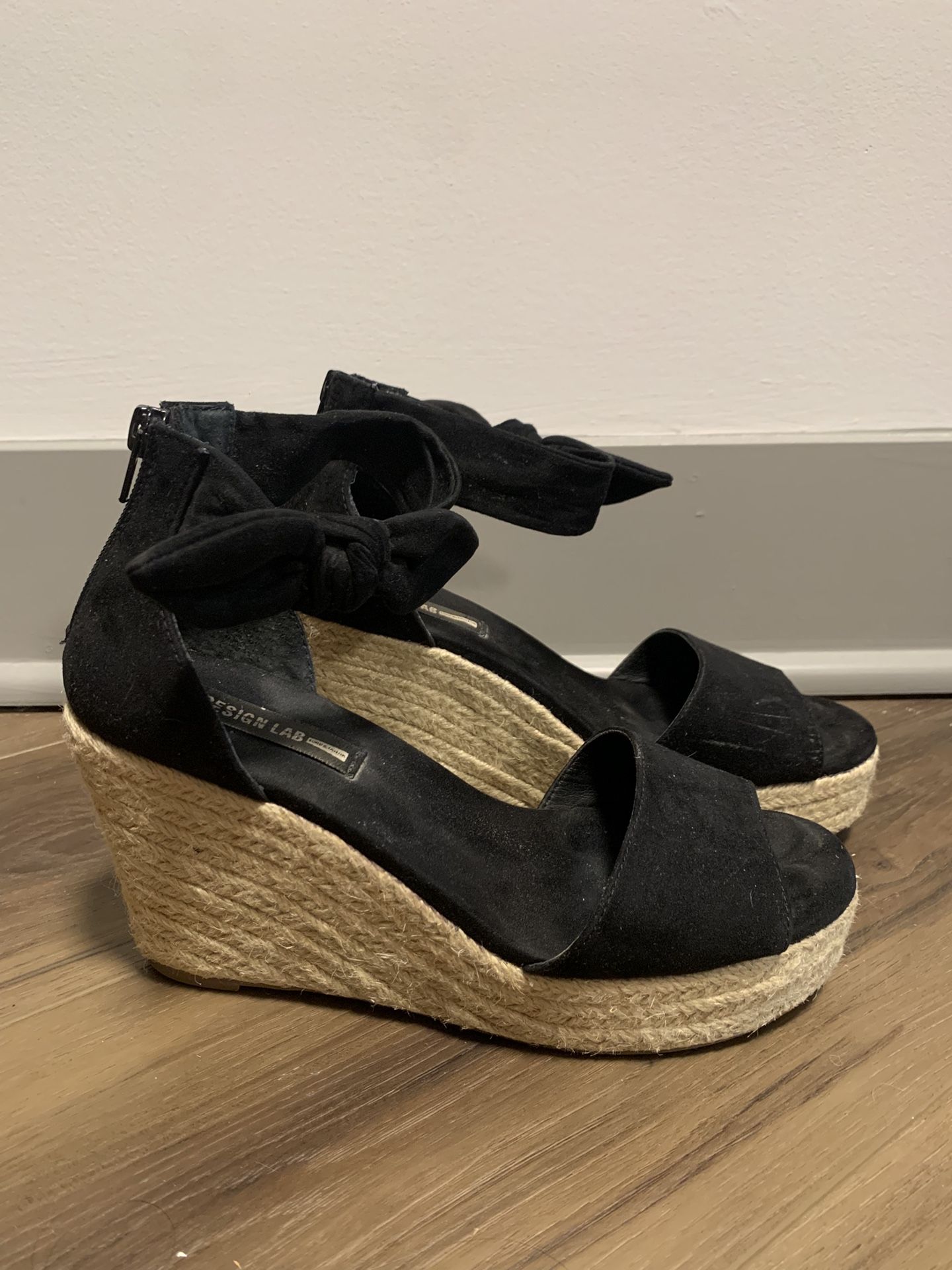 Design Lab Lord & Taylor Black Wedge Espadrilles size 8