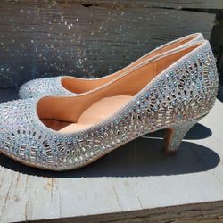 Forever 7 1/2 Size High Heels Glitter Silver 