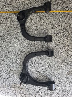 2025 Toyota Tacoma TRD Sport OEM Upper Control Arms