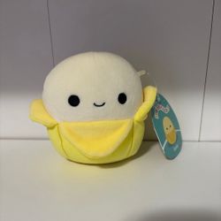 Banana Squishmallow 