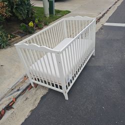 Free Crib For 0-2 Years Baby