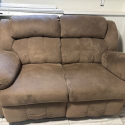 Free Lazyboy recliner