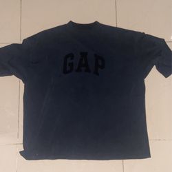 Yzy X gap X balenciaga