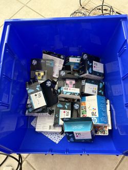 Bundle Of Assorted HP Ink