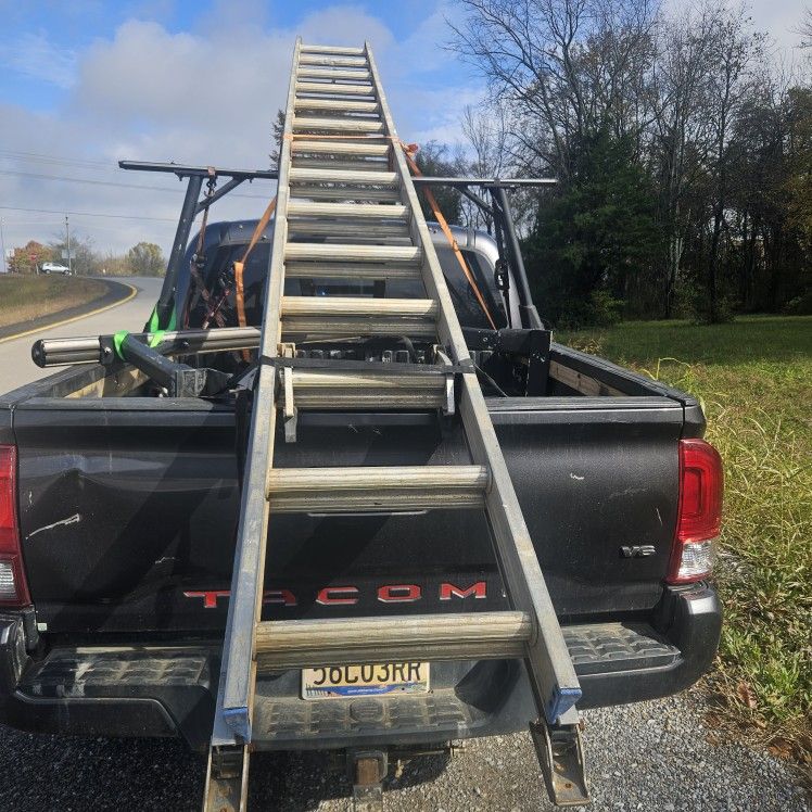 28ft Bluetip Werner Ladder