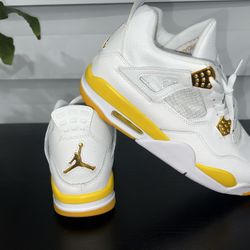 Nike Jordan 4’s
