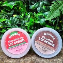 Magic Collection Kisses Lip Scrub