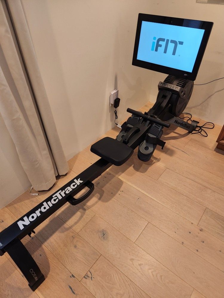 NordicTrack RW900 Rower - Great Price!