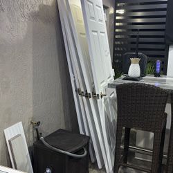 Doors 