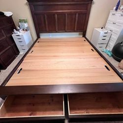 California King Bed Frame Like New 