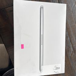 MacBook Pro 13”