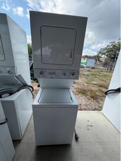 Washer and dryer tower 24”