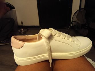 Kate Spade size 7 pink and white sneakers