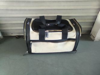 Martha Stewart pet carrier