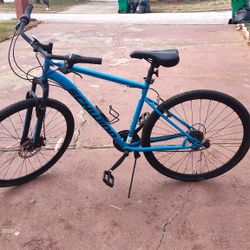 Broken Schwinn 700c Copeland Unisex Hybrid Bike