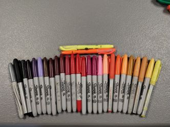 Sharpies 85  + 2 Highlighters
