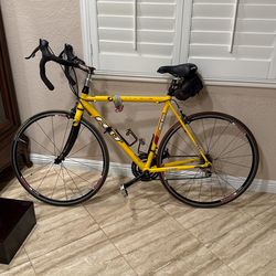 Felt F65 Road Bike