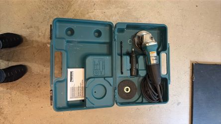 Malita Angle Grinder