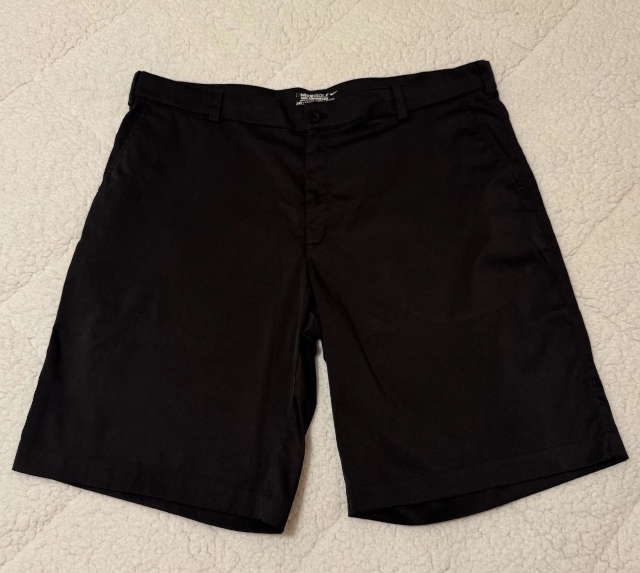Nike Golf Tour Performance Shorts Men's Size 40 Black Dri-Fit Flat Front Chino