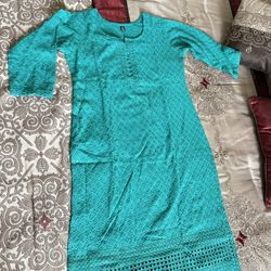 New Pakistani Dress Size Medium It’s Very Beautiful Good Very Good Quality 