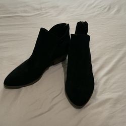 American Eagle Booties 